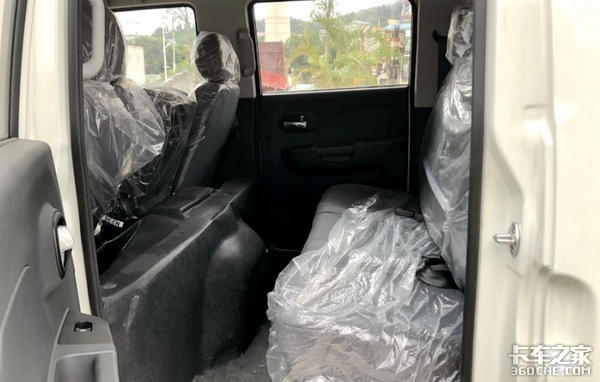 既能拉人，又能载货，江淮康铃X6微卡：没有我不能去的地方