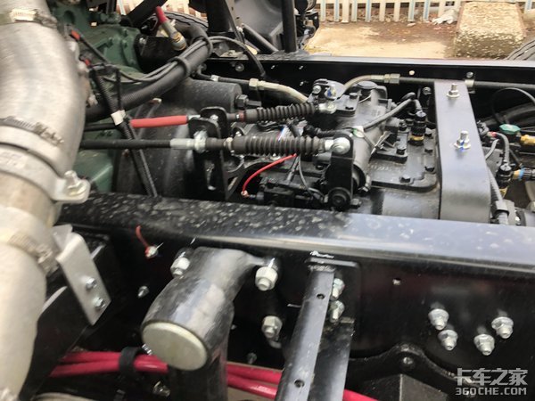 江淮格尔发K5W 8X2载货车拉绿通更划算