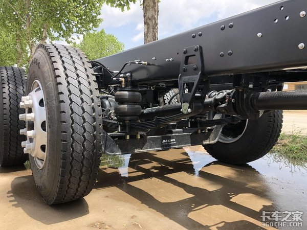 江淮格尔发K5W 8X2载货车拉绿通更划算