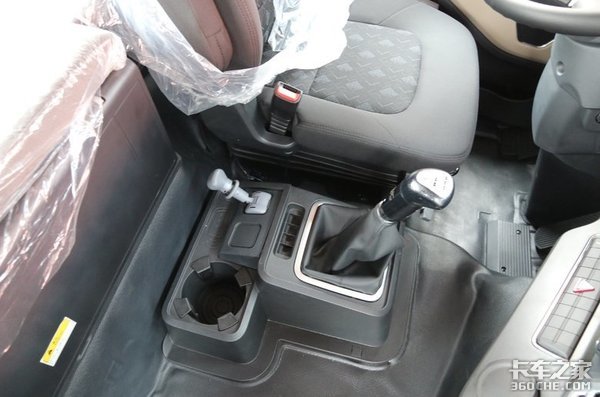 江淮格尔发K5W 8X2载货车拉绿通更划算