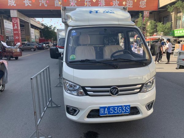 解锁“练摊老炮”与祥菱翼展车的日常