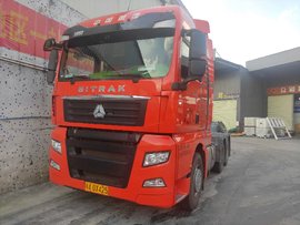 百公里油耗30升 重汽汕德卡AMT用户谈使用感受