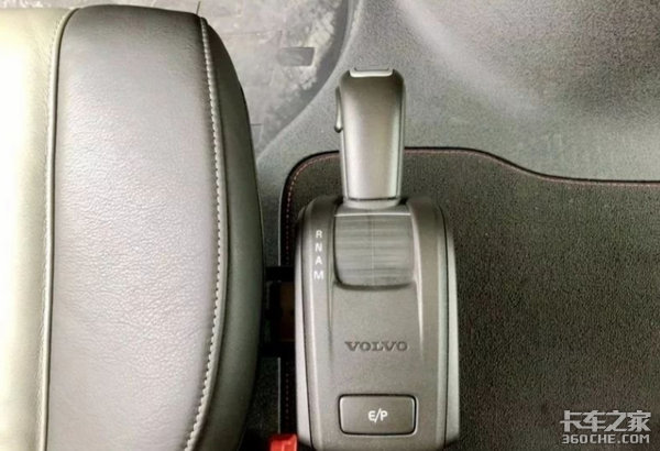 ٳ³̬ ôܳǮ