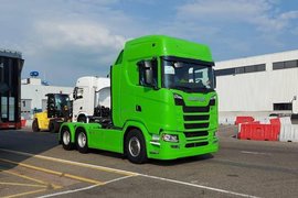 新一代公路之王？斯堪尼亚770S V8牵引车谍照曝光