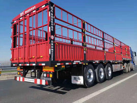 3万挂车商家抢市场,恶性竞争难规范,车老板:已经无利可图了