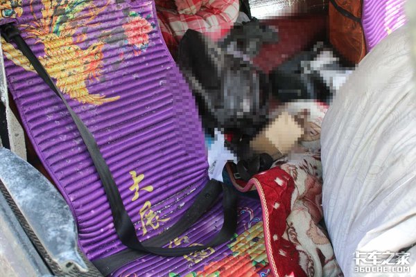 3车相撞 长下坡路段为啥总是悲剧不断?