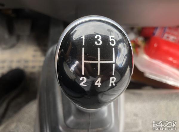 普通轻卡拉危险品害怕被罚款？解放虎VN危化专用车了解一下