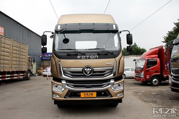 双卧铺最宽62cm 大黄蜂底盘报价17.22万