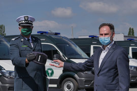 MAN向波兰道路运输监察局交付首批32辆TGE