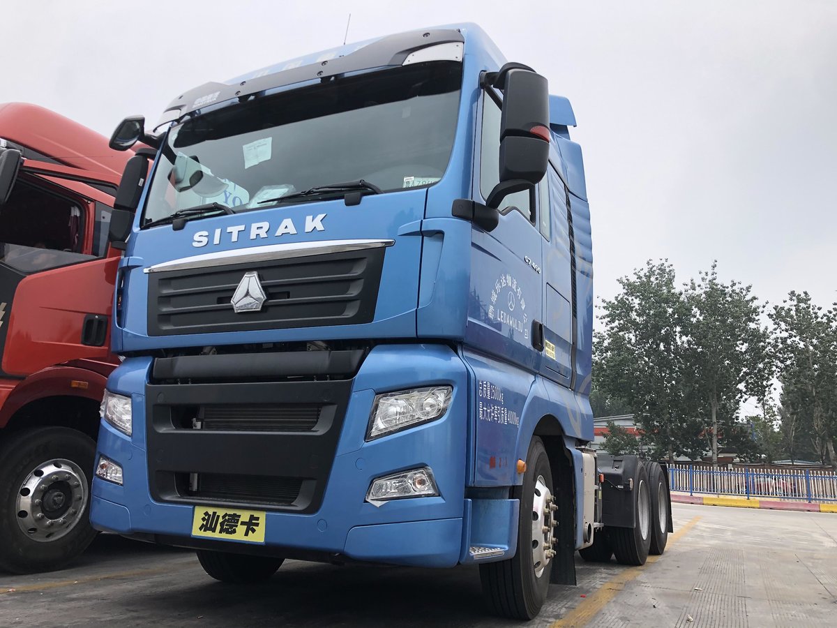 平地板大卧铺重汽汕德卡g7牵引车全有图片列表