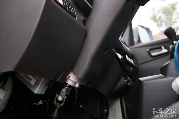 身高不超2米 国六1.6L汽油发动机 这款小金刚微卡自卸是你的菜吗?