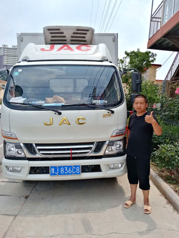 工地打磨的选车经  如今有了自己的骏铃