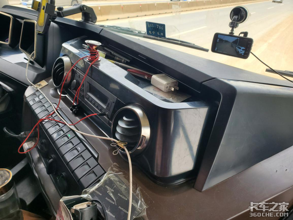 �Ի���ʻԱ�����������������ʣ�ä��С