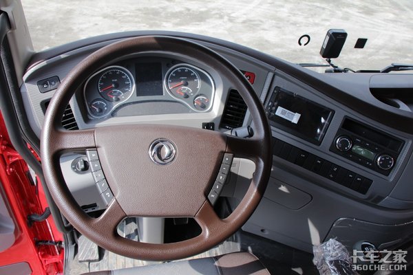 车市速看:东康z14上身600马力天龙旗舰_东风商用车_天龙旗舰kx_卡车之