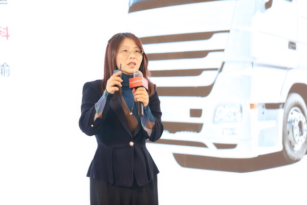 卡家访谈室：福佑卡车 温暖钢铁卡车人