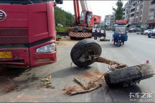 货车没了前轮还能跑？网友表示看不懂