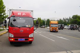 轻卡快运并没你想的那么轻松 看解放轻卡J6F如何伴他走的更远!