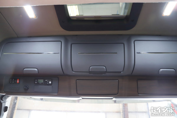 潍柴500马力+公路豪华舱 沪尊S200配置逆天 贴息后至29.98万!