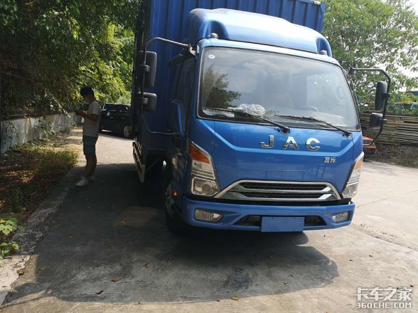 两个卡车小白合伙创业，买了台江淮康铃J5轻卡，这配置够用吗？