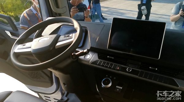 比亚迪T5D获卡车之家2020年度新能源车超高配置只售17万元 比亚迪T5轻卡亮相