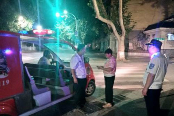 �賿��ͷ��ת�����ѷ���ҹ���ͻ�����·