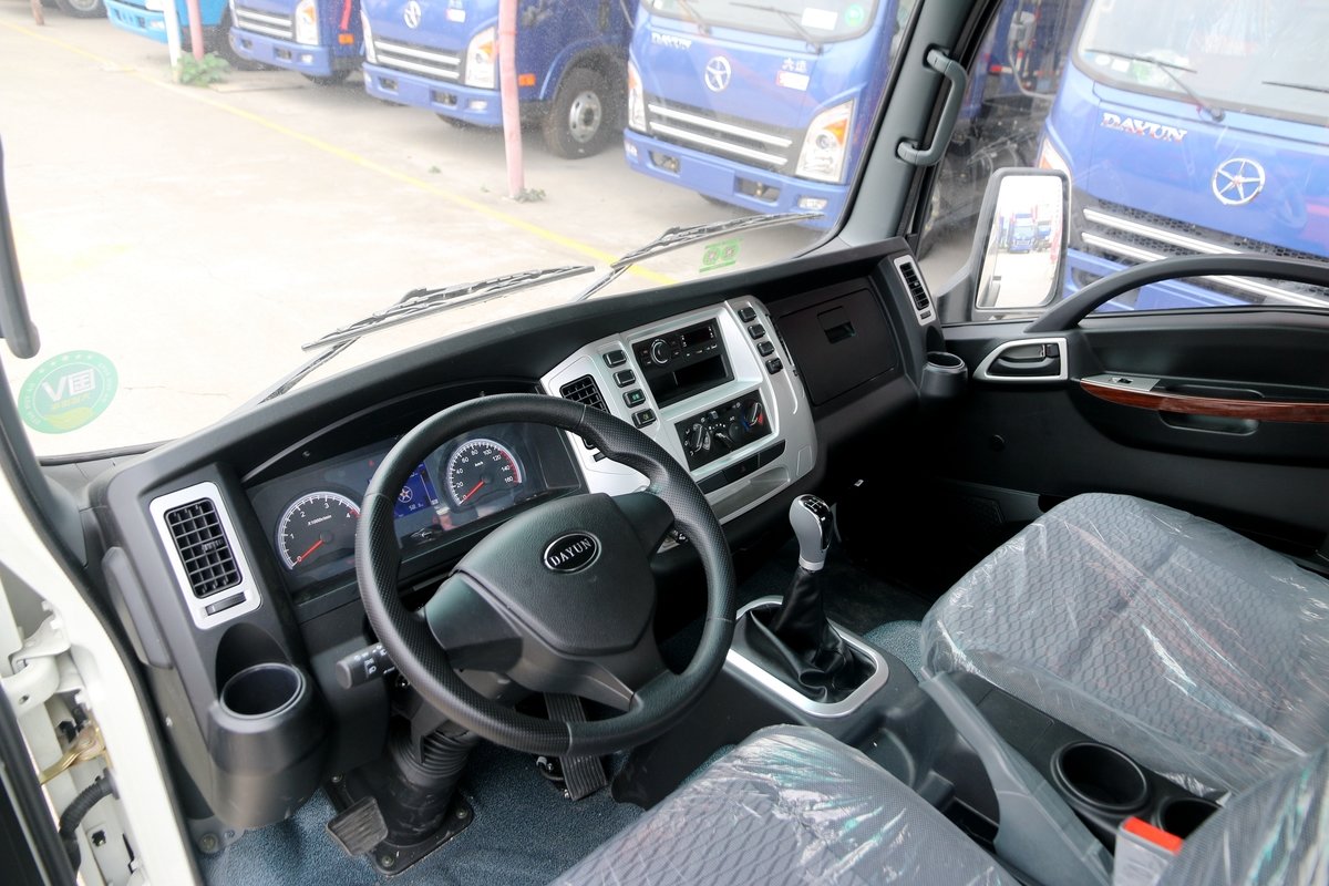 装18升汽油机国六大运小白鲨小卡图解图片列表