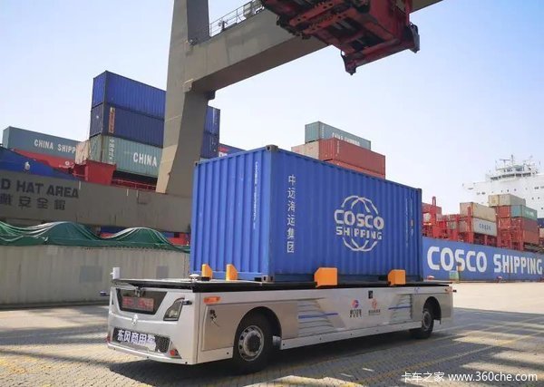 唐山港开启无人集装箱卡车运输 卡友：集卡司机快要失业了吗