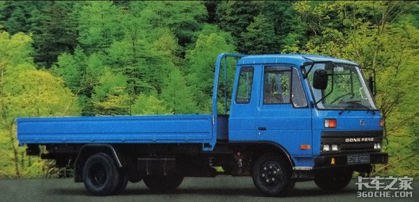 90年代诞生车型 EQ1061轻卡来了解一下