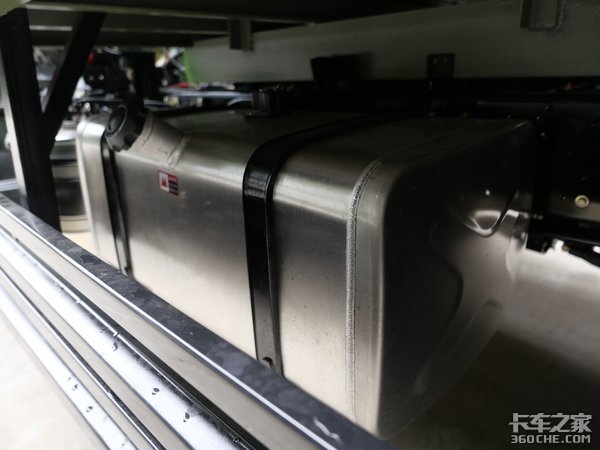 ����130������ǿ������&nbsp;ͼ����1800&nbsp;&nbsp;