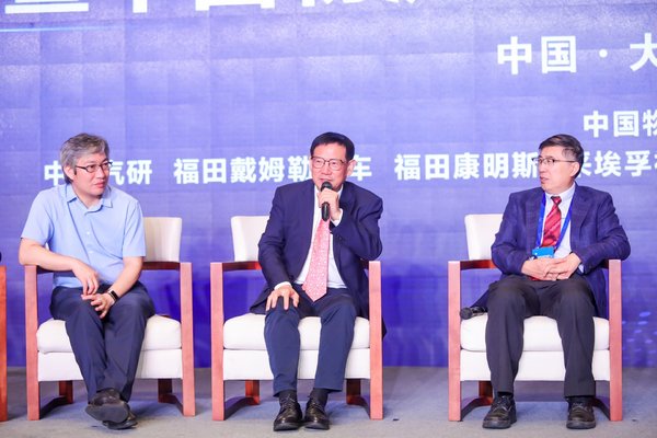 欧曼自动挡重卡征服中国最险山区高速 “云巅挑战“巅峰数据大理发布