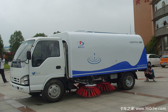 ֻ��һ̨&nbsp;������4x2ɨ·����22.40��Ԫ