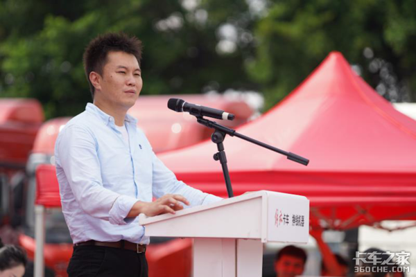 港口领航,智慧新生 永强车邺东莞港港口牵引车交车仪式圆满成功!