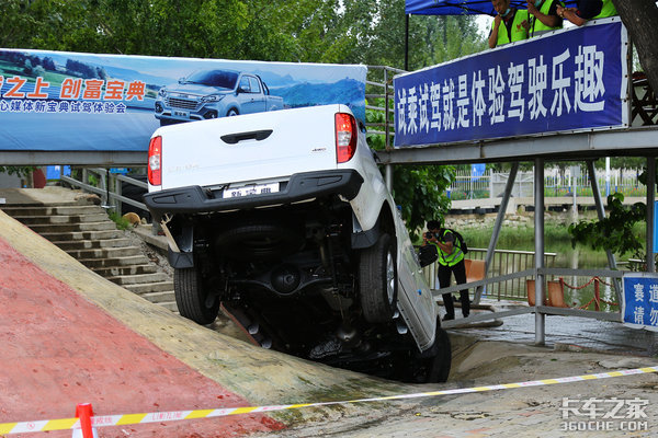 �������������ɣ������Լݽ����±���