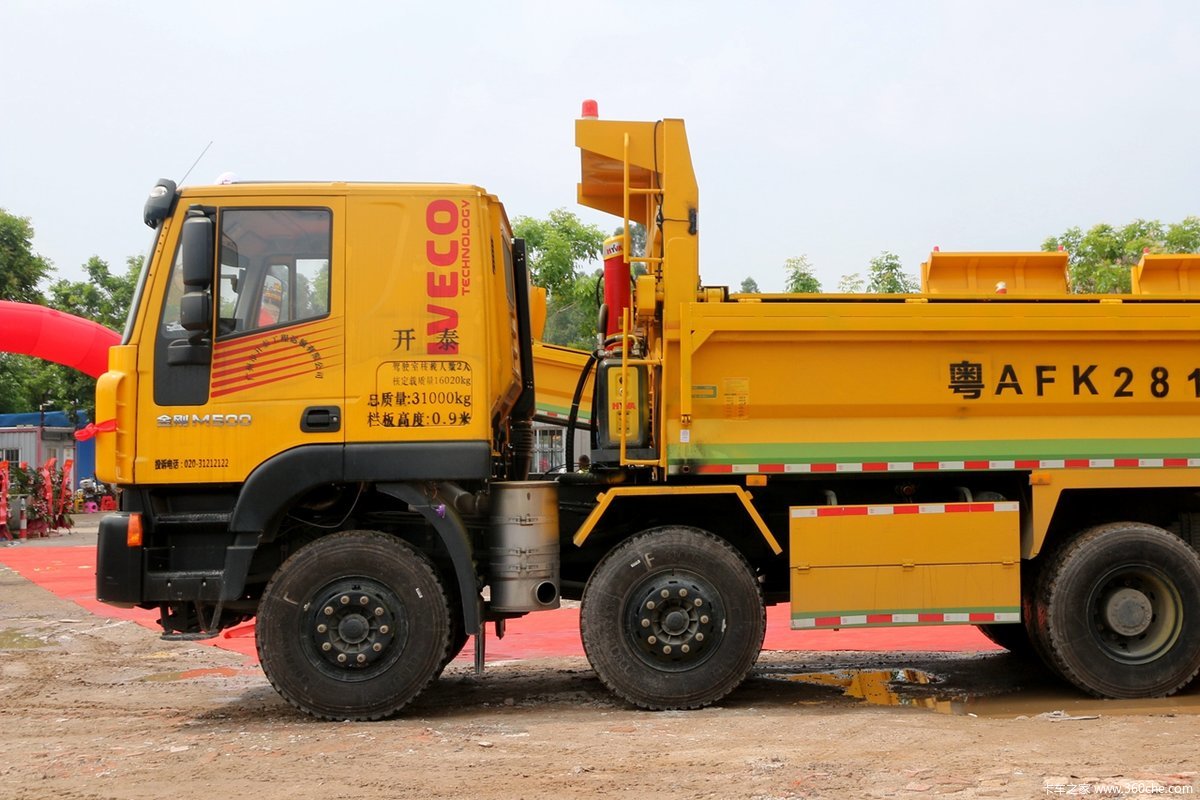 【图】搭载了科索动力 红岩广州版渣土车实拍 文章图片_卡车之家,中国