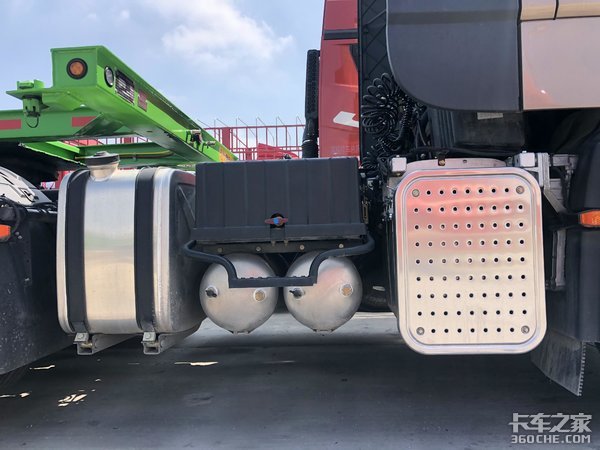 45万预算买牵引车跑冷链，2020款东风天龙KX是个不错的选择