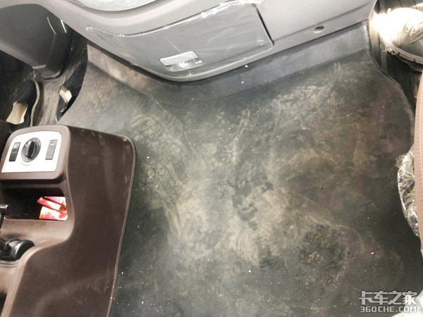 45万预算买牵引车跑冷链，2020款东风天龙KX是个不错的选择