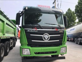 配康明斯X12工程发动机，欧曼8X4自卸车，建筑垃圾运输专用