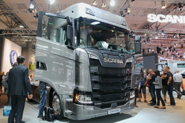 继V8 730马力后 斯堪尼亚再放大招770马力车型来了！