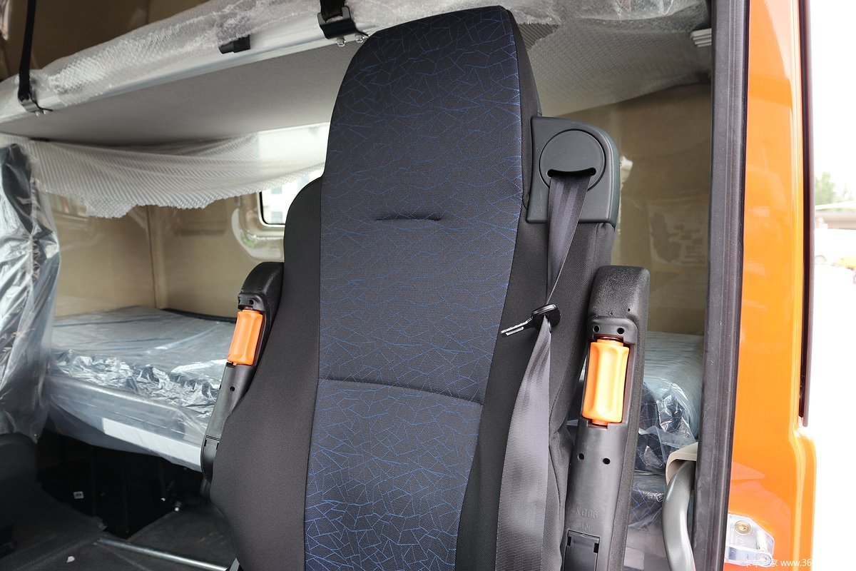 带有四方位摄像头汕德卡g7燃气车图解图片列表