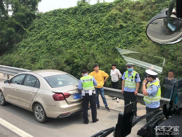 遇到交警查车，卡车司机为啥宁愿跳河也不愿接受处罚