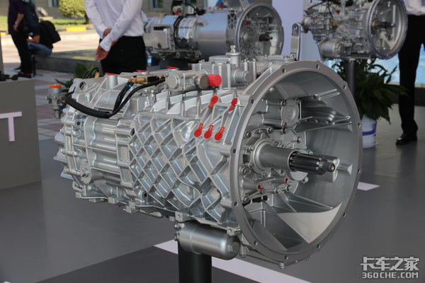 五款智能化产品发布 法士特“智行”AMT再巩固行业第一地位