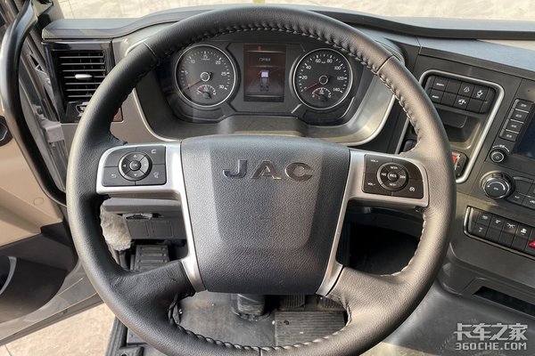 车市速看:潍柴430黄金动力上身 这台格尔发A5W适合平原标载