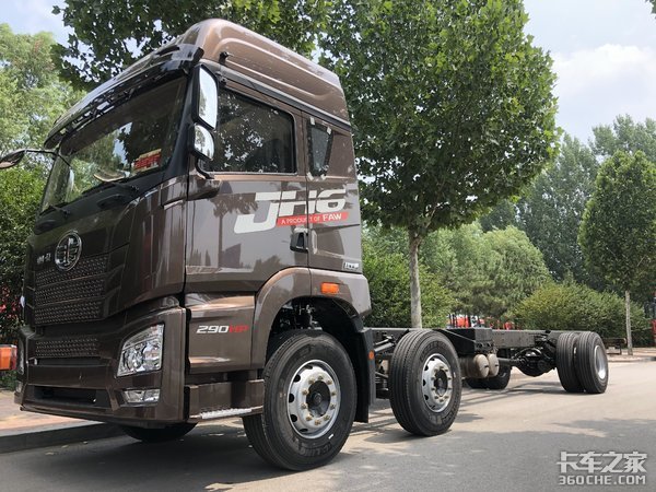 想要马力大又舒适的载货车 解放JH6咋样