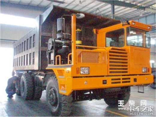 配玉柴6MK12发动机 蓬翔矿用车进军山西