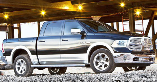 �޾�����&nbsp;2013���¿��1500��Ƕ�ͼ