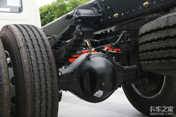 东康230加持 颜值配置皆在线 这款东风天锦KR你爱了吗