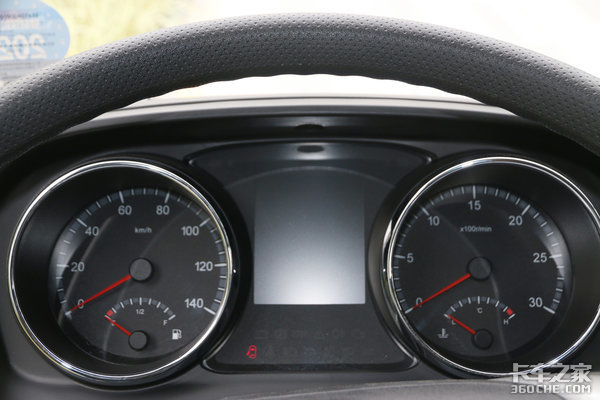 东康230加持 颜值配置皆在线 这款东风天锦KR你爱了吗