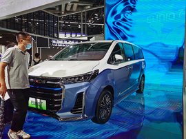 智能化主打 电动化加码 上汽智电军团“闯进”2020工博会