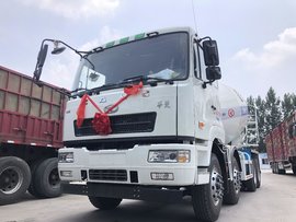 罐体容积7.5方,能拉18.5吨,实拍华菱星马轻量化搅拌车