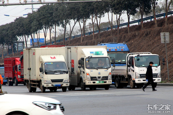 重磅！成都放宽货车入城限制或将取消了